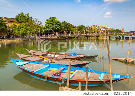 Traditional boats in Hoi An, Vietnam Traditional boats in Hoi An, Vietnam 82332014