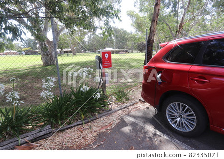 電動車充電風光_1 電動車充電風光_1 82335071
