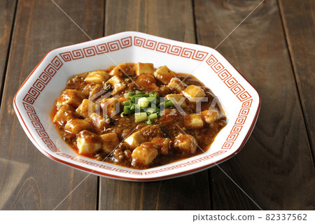 Sichuan Mapo Tofu with lots of tofu Sichuan Mapo Tofu with lots of tofu 82337562