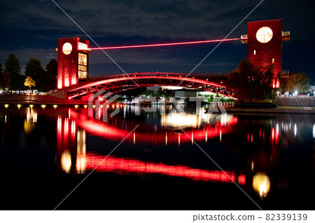 富山運河甘水公園夜景 82339139