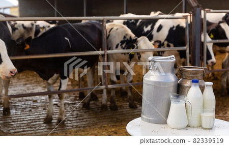 Composition of milk churns and bottles Composition of milk churns and bottles 82339519