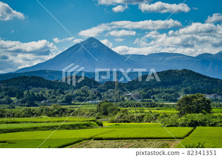 霧島山 R3 秋天從高代鎮 82341351