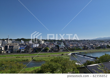 金澤市西川櫻橋遠景 金澤市西川櫻橋遠景 82356852