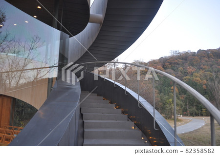 Ribbon Chapel / Hiroshi Nakamura 82358582