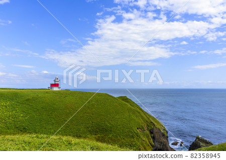 Cape Ochiishi and Lighthouse in Eastern Hokkaido Cape Ochiishi and Lighthouse in Eastern Hokkaido 82358945