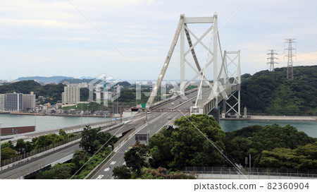 Kanmon Bridge seen from Mekari Park (Kitakyushu City) 82360904