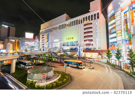 東京八王子站北口夜景 東京八王子站北口夜景 82370119