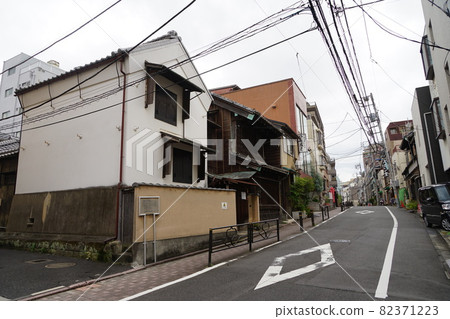 9 月文京 178 伊勢谷當舖與菊坂和一葉、本鄉四丁目有關 9 月文京 178 伊勢谷當舖與菊坂和一葉、本鄉四丁目有關 82371223