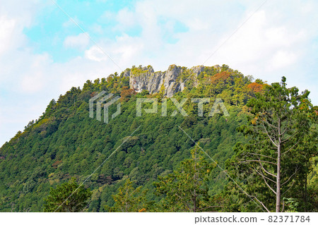 View of Mt. Ishimaki from the Kosai mountain range 82371784