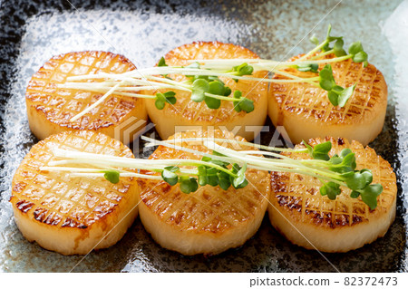 白蘿蔔牛排。 82372473