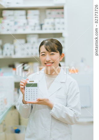 配藥藥劑師 82373726