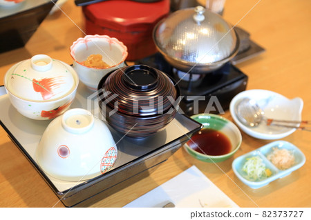 Breakfast at a hot spring inn 82373727