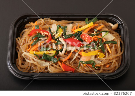 Korean cuisine Chapche 82376267