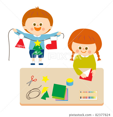 孩子們做作業 82377824