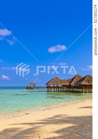 Cafe on tropical Maldives island Cafe on tropical Maldives island 82380274