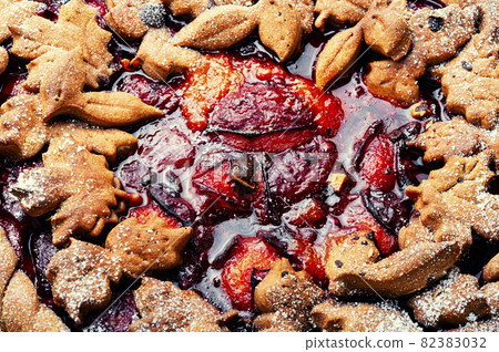 Homemade plum cake,close up Homemade plum cake,close up 82383032