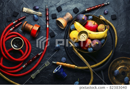 Traditional smoking hookah 82383040