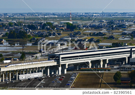 北陸新幹線和富山千穗鐵道 北陸新幹線和富山千穗鐵道 82390561