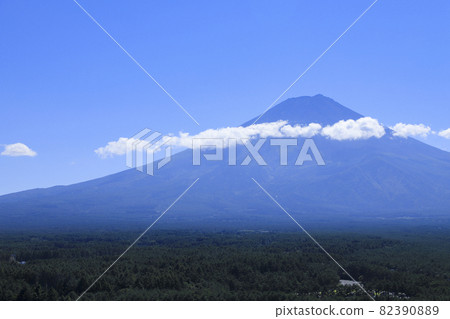 從富士急樂園的展望台看到的富士山 82390889