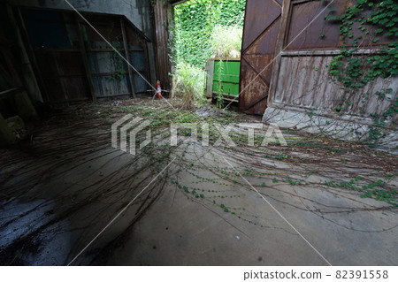 Ruins Abandoned factory Shizuoka Prefecture Paper mill 82391558