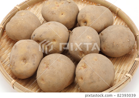 Potatoes Potatoes 82393039