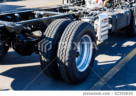 New truck motor pool 82393630