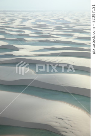 Lencois Maranhenses 國家公園（巴西）的白色沙丘 82397151