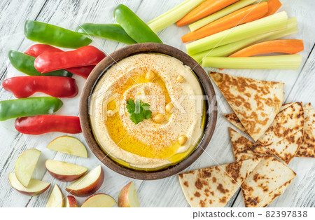Hummus 82397838