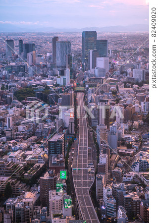 日本東京城市景觀消失的車輛·開放日,由於首都高速公路交通管製而罕見的景象......背面正在改變澀谷= 7月23日 日本東京城市景觀消失的車輛·開放日,由於首都高速公路交通管製而罕見的景象......背面正在改變澀谷= 7月23日 82409020