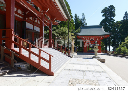 Hieizan Enryakuji Temple Grand Lecture Hall and Bell Tower Sakamoto, Otsu City, Shiga Prefecture Hieizan Enryakuji Temple Grand Lecture Hall and Bell Tower Sakamoto, Otsu City, Shiga Prefecture 82411837