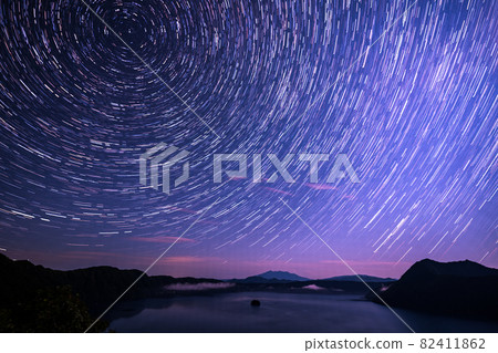 Lake Mashu Starlight Traces 82411862