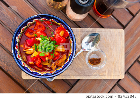 Uyghur laghman in soup plate Uyghur laghman in soup plate 82412845
