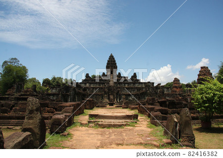 Cambodia Roluos Ruins Bakong Cambodia Roluos Ruins Bakong 82416382