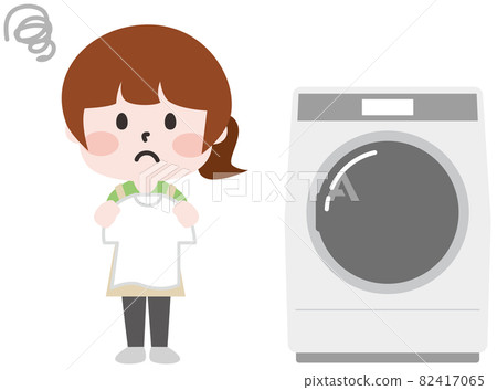 Two-headed body_Woman doing laundry (dissatisfied) 82417065