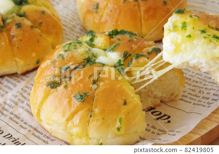 Manul bread 82419805