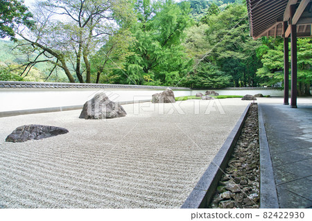 Rock garden 82422930