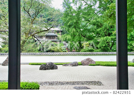 Rock garden 82422931