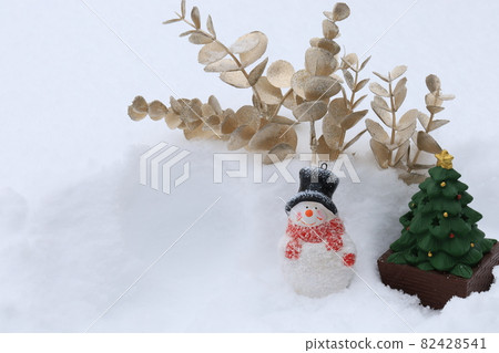 Christmas image snowman 82428541