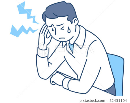 A man who holds back a headache 82431104