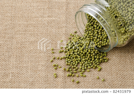 Mung beans, Yaesu, Bun beans, Mung beans Mung beans, Yaesu, Bun beans, Mung beans 82431979
