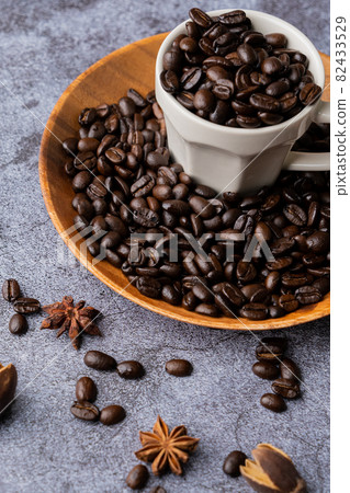 Coffee beans Coffee beans 82433529