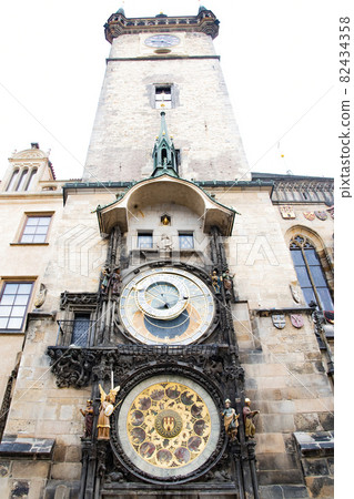 Staromestske radnice in Prague, Czech Republic 82434358