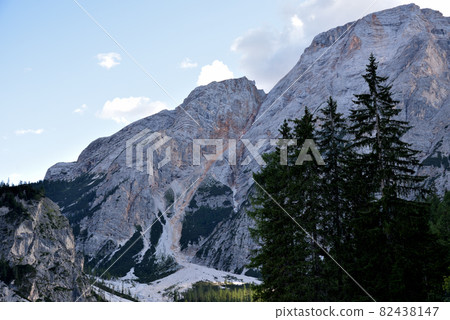 The rocks of the Croda del Becco at the head of Lake Braies The rocks of the Croda del Becco at the head of Lake Braies 82438147