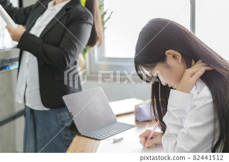 High school girl studying at a cram school High school girl studying at a cram school 82441512