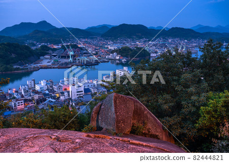 《廣島縣》尾道市容及清晨風光 《廣島縣》尾道市容及清晨風光 82444821
