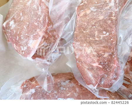 幹熟牛肉(熟成肉)照片素材 幹熟牛肉(熟成肉)照片素材 82445226