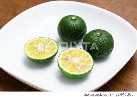 Sudachi 庫存照片 Sudachi 庫存照片 82445303