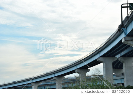 傍晚前的公路 82452090