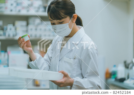 配藥藥房藥劑師配藥業務 82452184