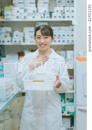 配藥藥劑師 82452192